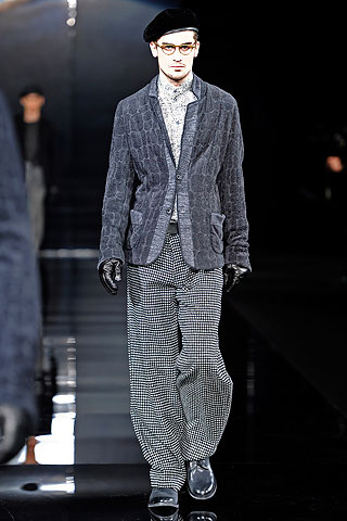 Giorgio Armani / - 2010-2011